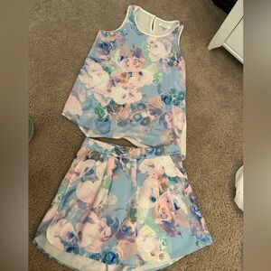 Floral Women's Shorts Set